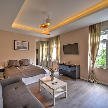 Z&N Luxury Belgrade Appartment - City Center Екстериор снимка